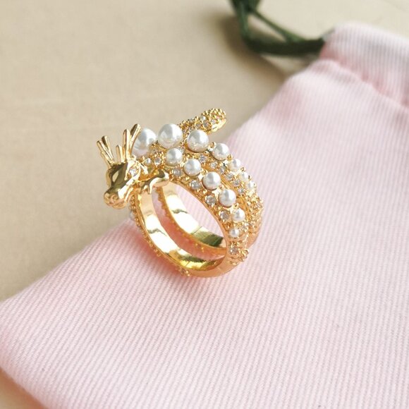 NEW Kate Spade Gold Pearl Dazzling Dragon Wrap Ring Size #7 - Picture 2 of 5